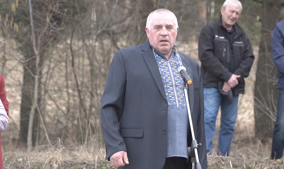 Прощання з загиблим воїном