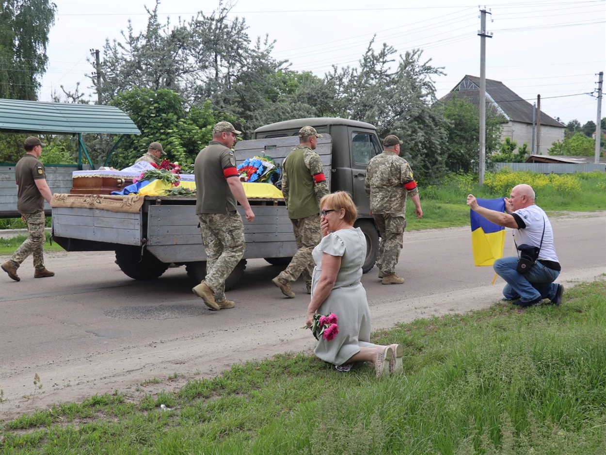 живий коридор, прощання із військовим 