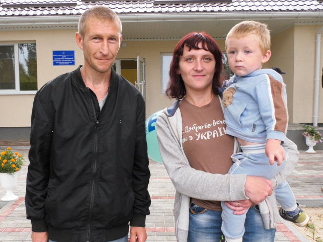 Іван, Ірина та маленький Богданчик з Торецька, що на Донеччині