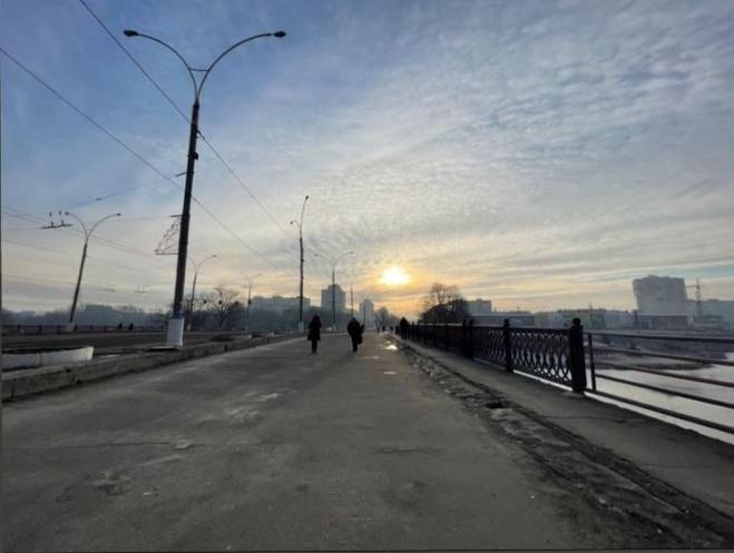 24 лютого