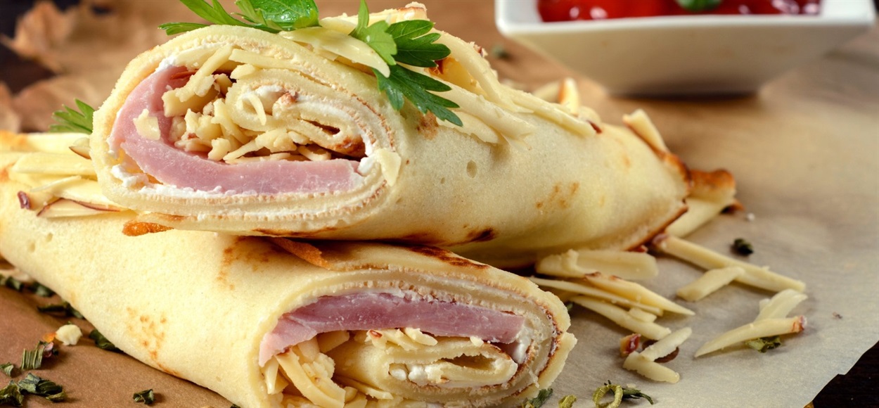Млинці з шинкою та сиром