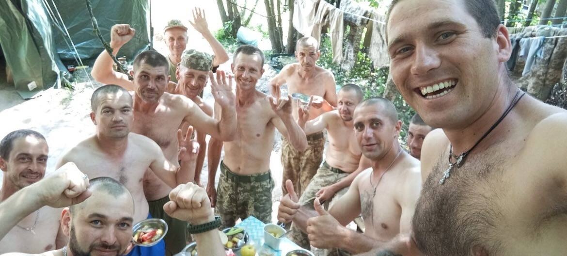 Богдан з побратимами 